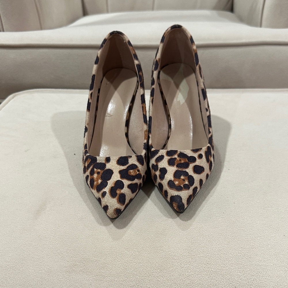 Leopard Print Stiletto Pumps